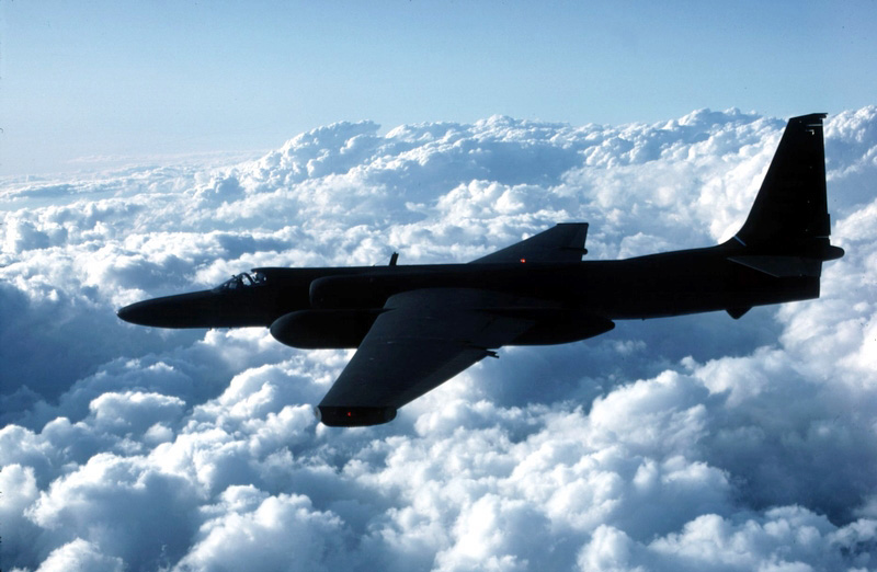 U-2 Avionics Technician explains why Dragon Lady pilots breathe pure oxygen for as much as 14 hours straight