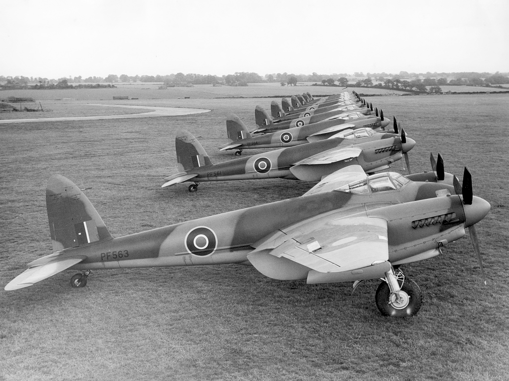 de Havilland Mosquitos