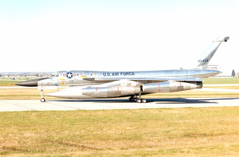 Remembering the B-58A Hustler speed records and the 1962 Bendix Trophy