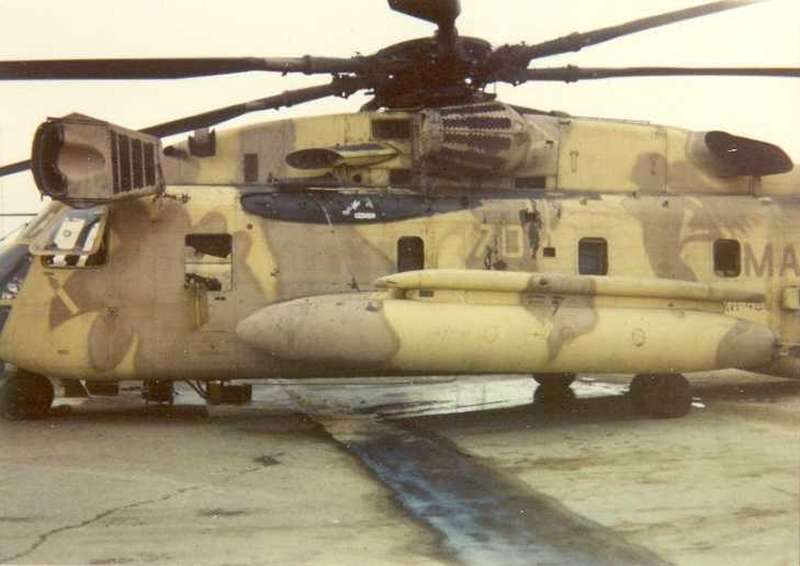 These USMC CH-53s wore a Sexy Paint Scheme during Operation Desert Storm