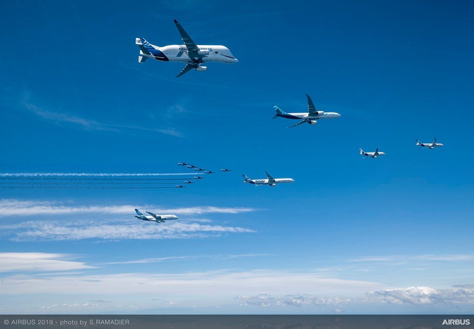 Here are some stunning photos of the incredible formation flight celebrating Airbus 50th Anniversary