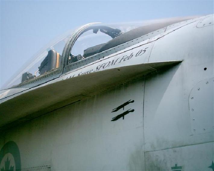 CF-18 Broken Probes markings