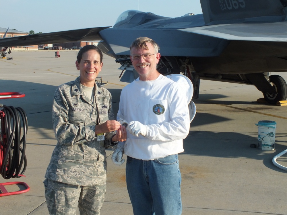 That time an F-22 Raptor Provided Refuge for 20,000 Honey Bees