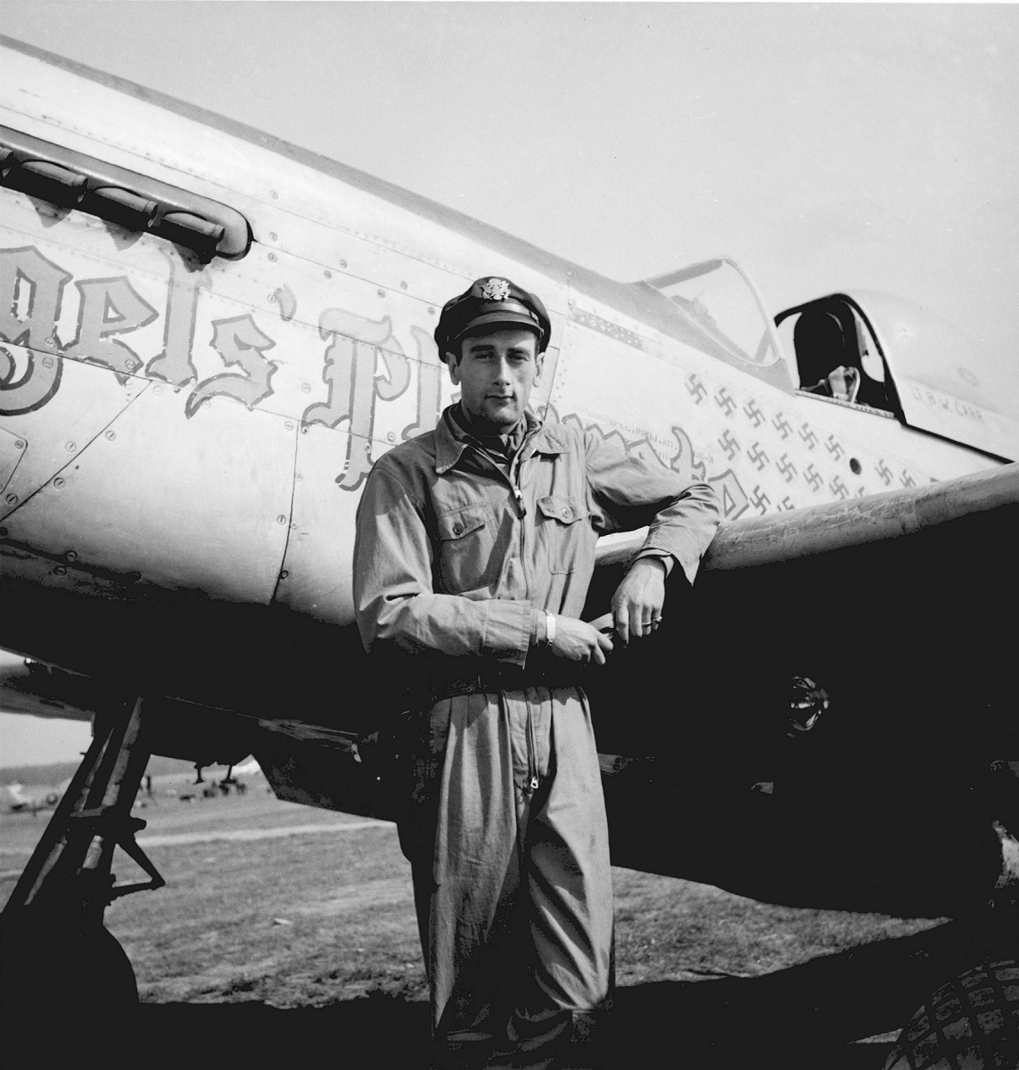 The Story of Bruce Carr, the P-51D Pilot who left on a mission flying a Mustang and RTB flying a Luftwaffe FW 190