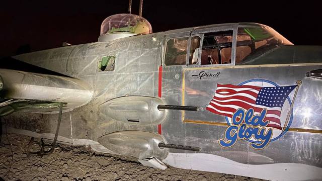 Three injured in B-25 “Old Glory” crash landing in Stockton, California