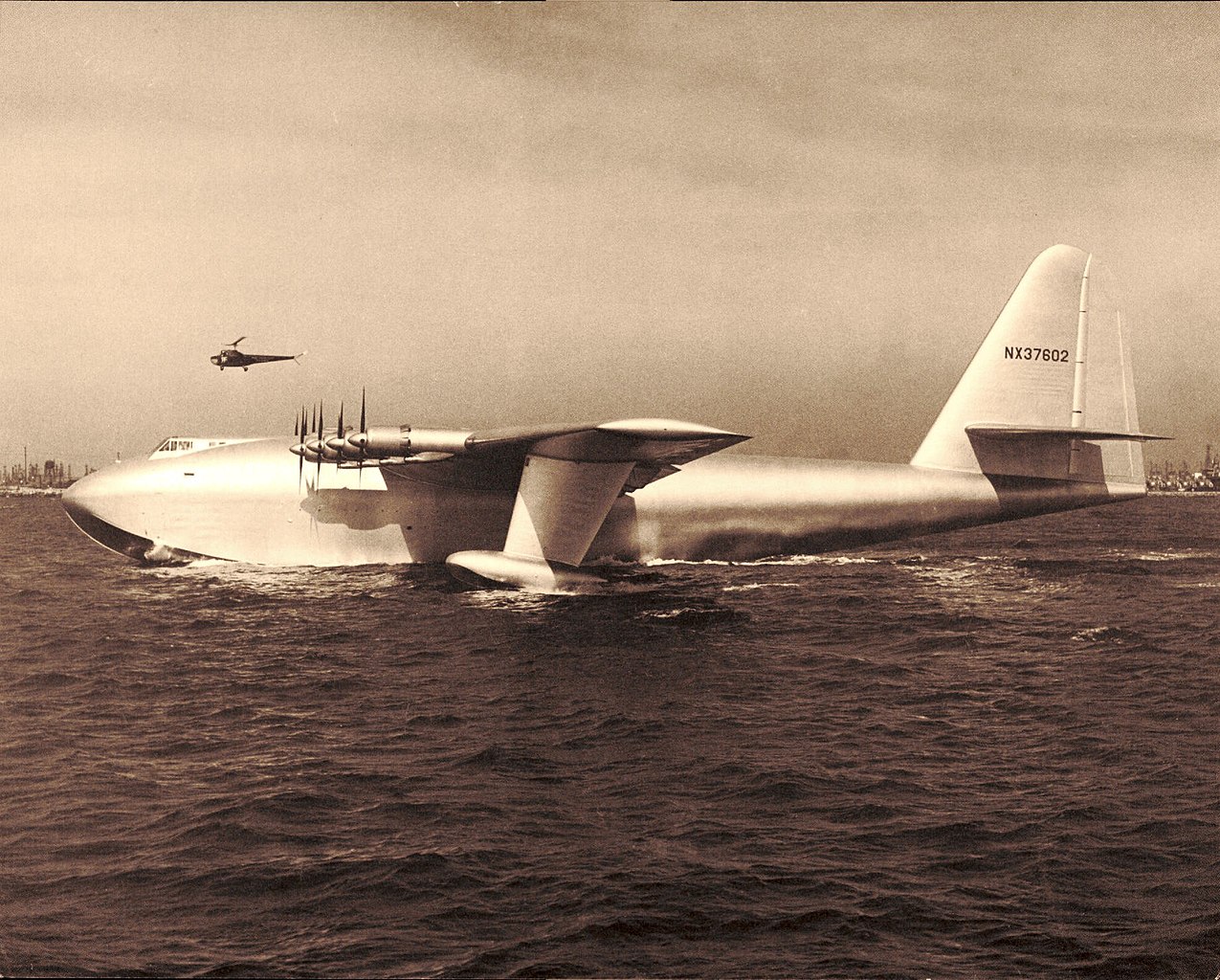 Here’s why Howard Hughes’ Spruce Goose couldn't be an effective troop transport