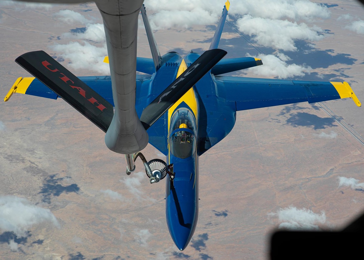 Photos of Blue Angels getting fuel on their way home to NAS Pensacola show that the team is still flying one F/A-18 tandem seat Legacy Hornet