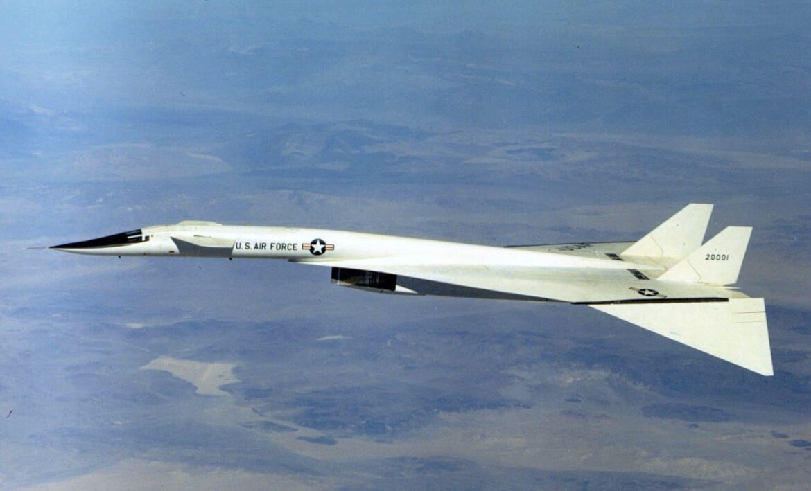 XB 70