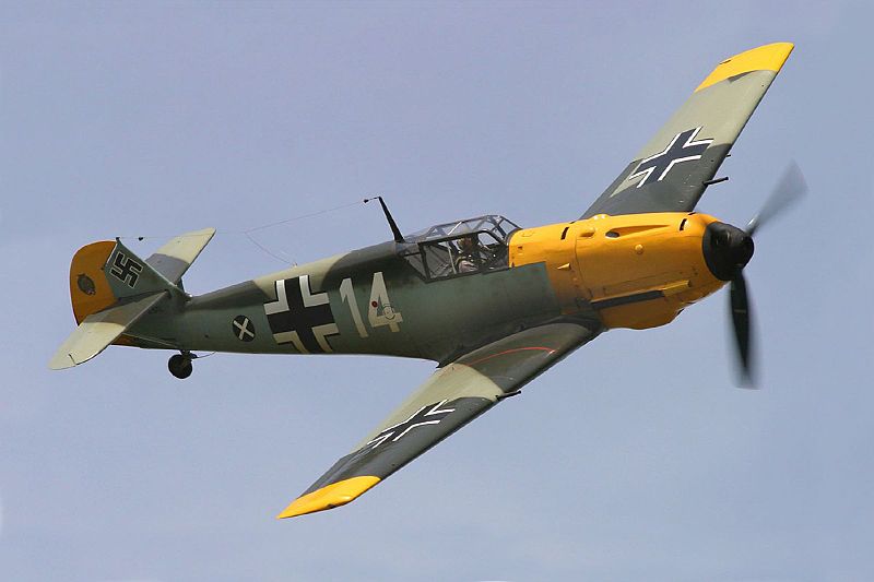 800px-Messerschmitt_Bf_109E_at_Thunder_Over_Michigan