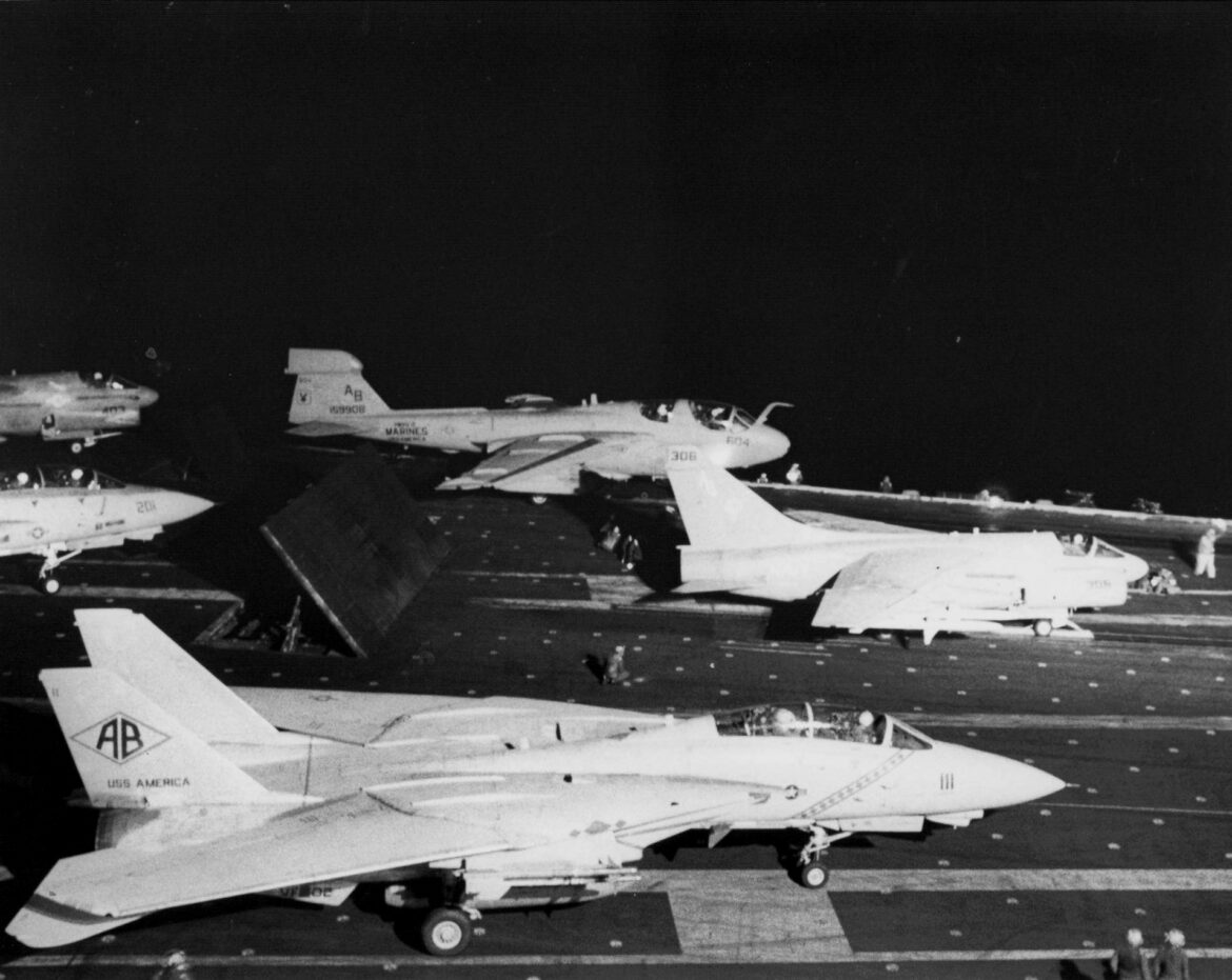 Aircraft on USS America CV 66 during attacks on Libya 1986