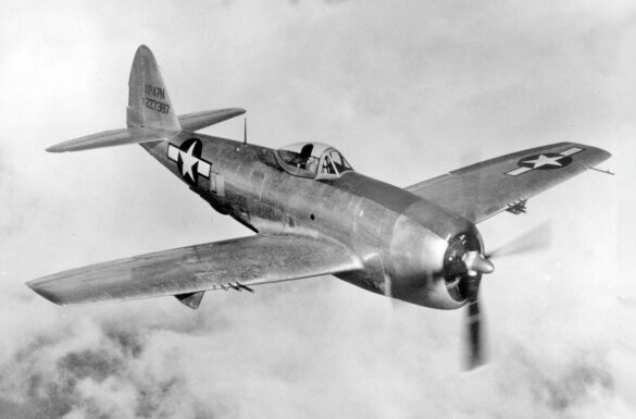 P 47N Thunderbolt in flight