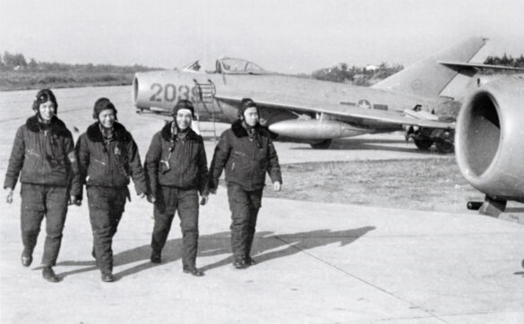 VPAF pilots with MiG 17s