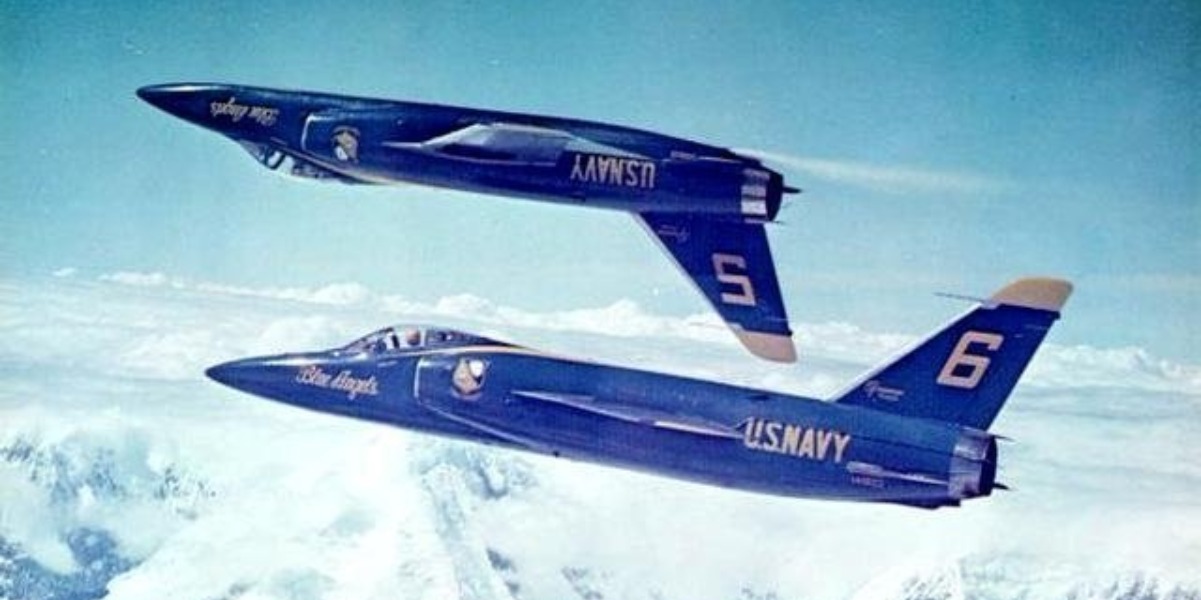 The story of the Blue Angels F11F pilots that developed the team’s trademark Back-to-Back Pass maneuver