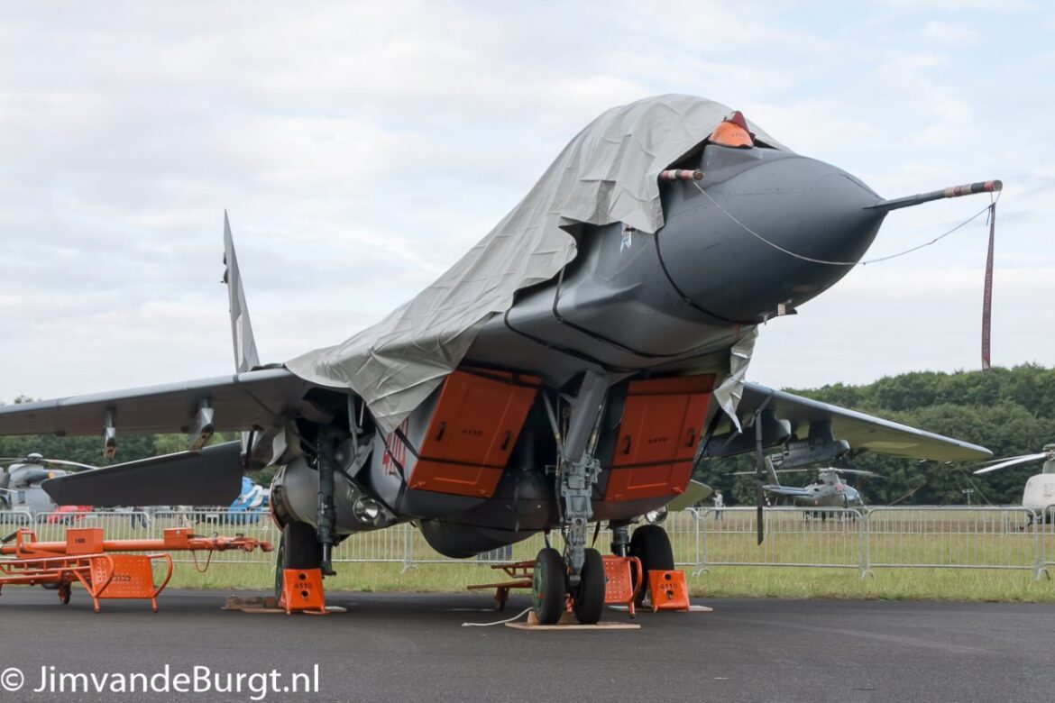 Polish-MiG-29-1200x800-1