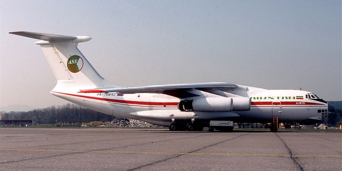 The Russian Il-76 crew that was forced to land at Kandahar by Taliban MiGs, imprisoned for a year and escaped with their own aircraft after having disarmed their captors