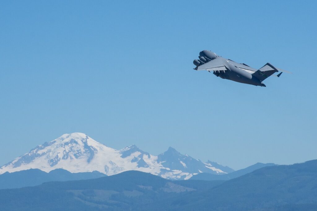 Airshow-C-17