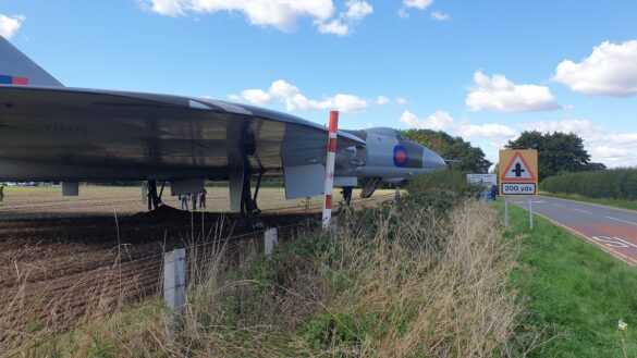 Vulcan-XM655-Runway-excursion