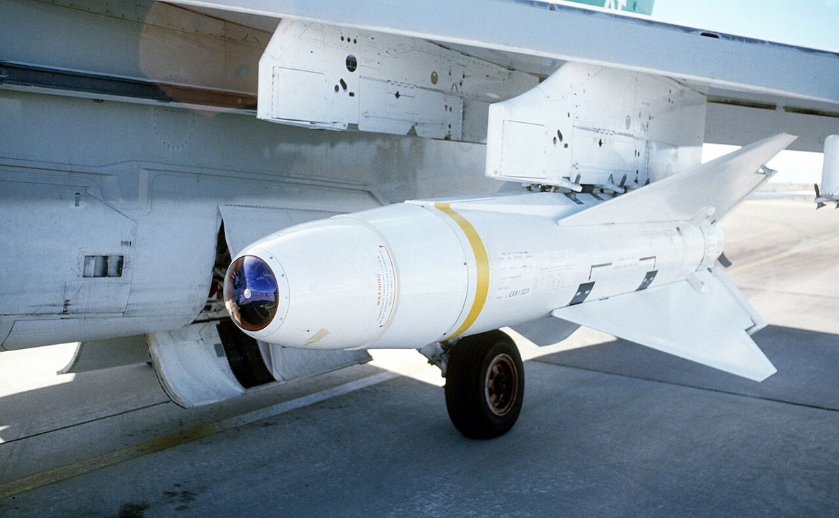 US Navy A-7 pilot recalls when a Corsair II driver used a $40K AGM-62 Walleye to destroy a $2K broken-down pickup truck blocking a road intersection during the Vietnam War