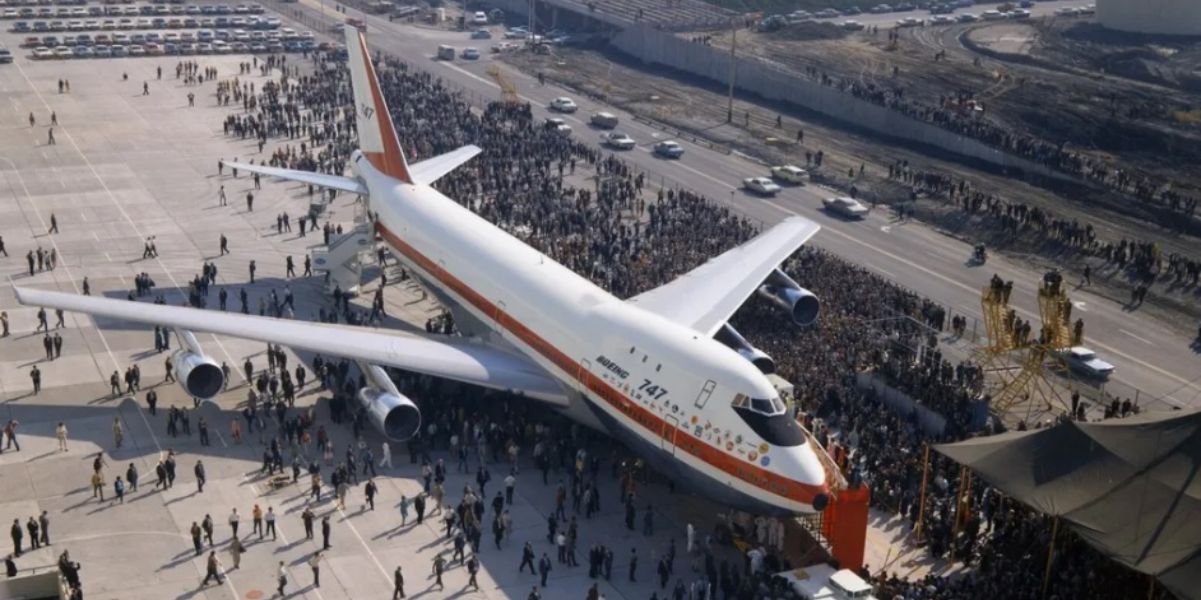 Boeing 747 and Boeing 777 pilot tells why the Queen of the Skies is “Like Mike, GOAT (sorry Lebron)”