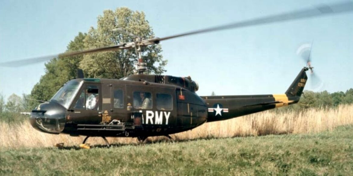 UH-1-Huey-Vietnam