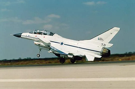 Close Cousins: IAI Lavi Vs F-16 Viper